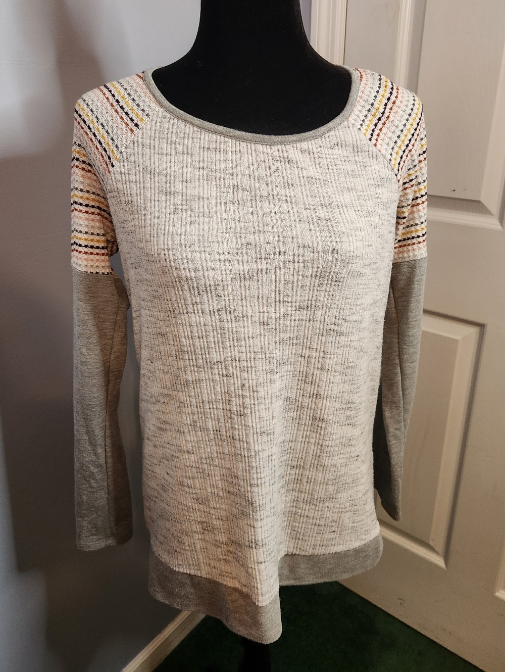 Staccato Gray Waffle Knit Top with Multicolor Stripe Accent Size Small